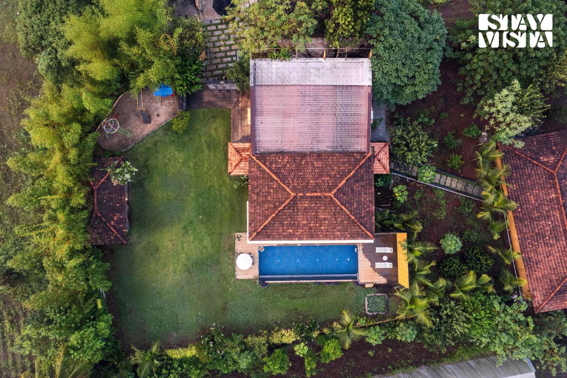 Stayvista At Countryside Meadows With Pool, Ac Poona Buitenkant foto